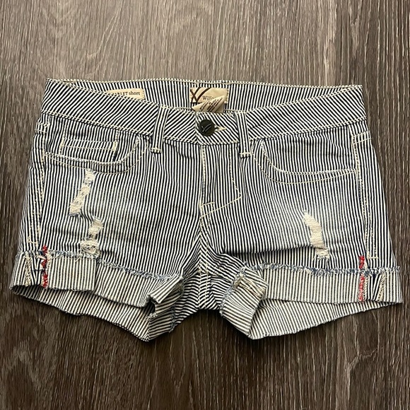 William Rast Striped Shorts - Picture 1 of 3